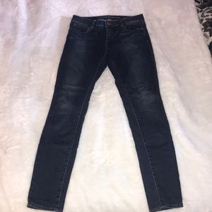 Women’s skinny jeans
